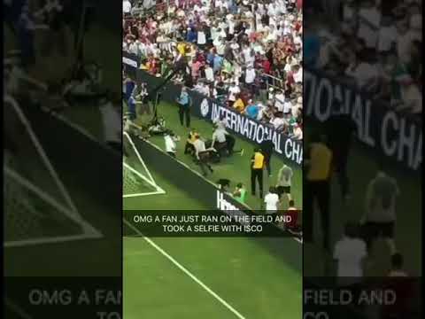 Fans run on field – Real Madrid vs Juventus