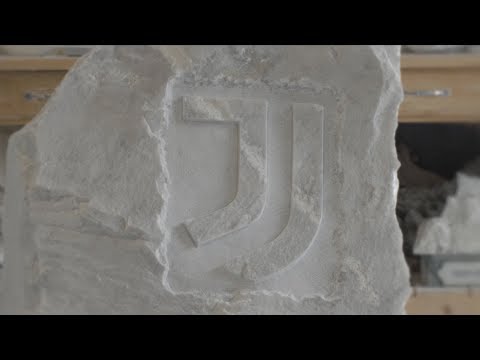 Crafting | Juventus’ new logo vs. Sculptor Michele Monfroni
