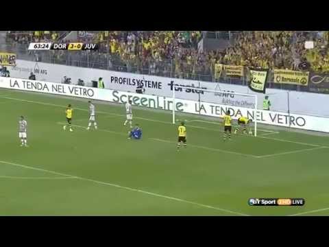 Marco Reus nutmegs Bonucci and scores a goal vs Juventus