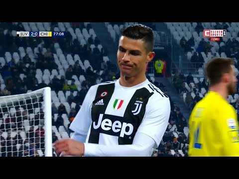 Cristiano Ronaldo Missed Penalty | Juventus vs Chievo