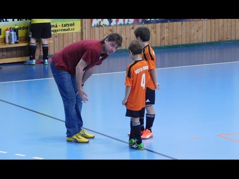 Fotbal Třinec-Juventus Bruntál 1:1  U9 ŠSK Bílovec 2015