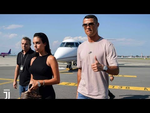 La llegada de Cristiano Ronaldo a Turín | Juventus | Best Players | Legends | 2018