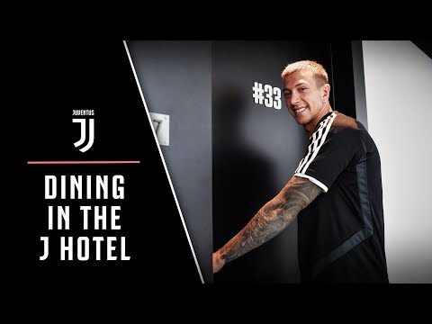 DINING IN STYLE | The champions' visit to the J Hotel!